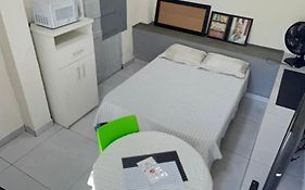 Quarto compacto no Centro de Foz